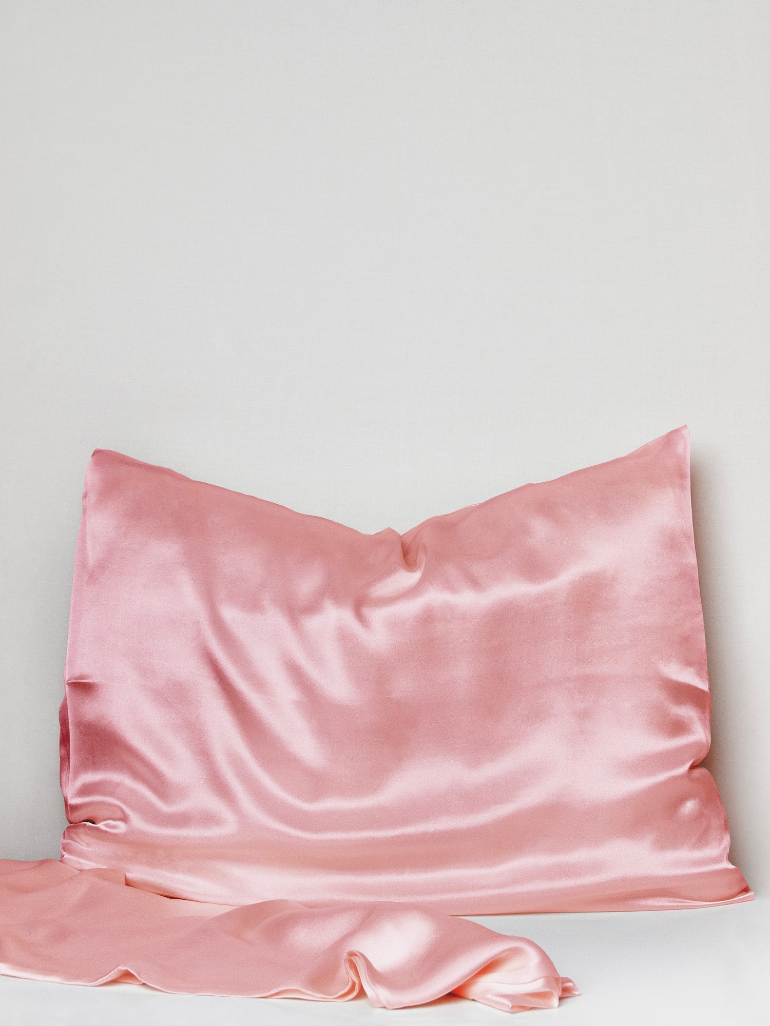 SILK PILLOWCASES