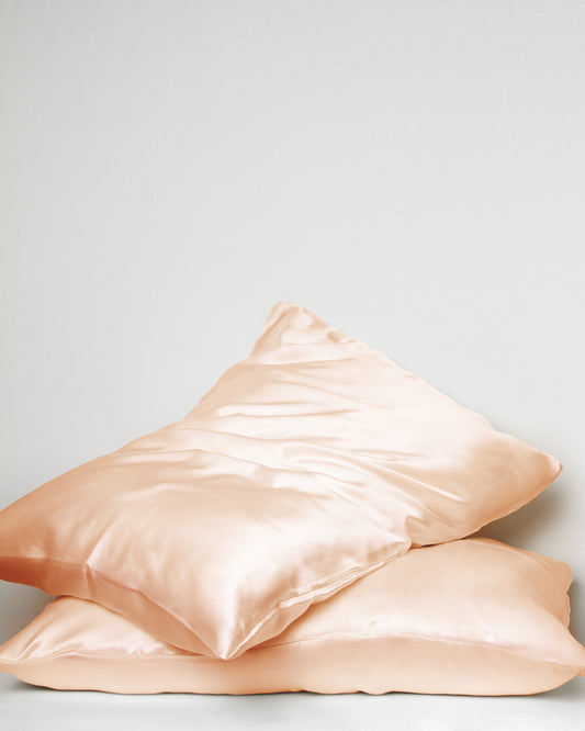 CHAMPAGNE SILK PILLOWCASE