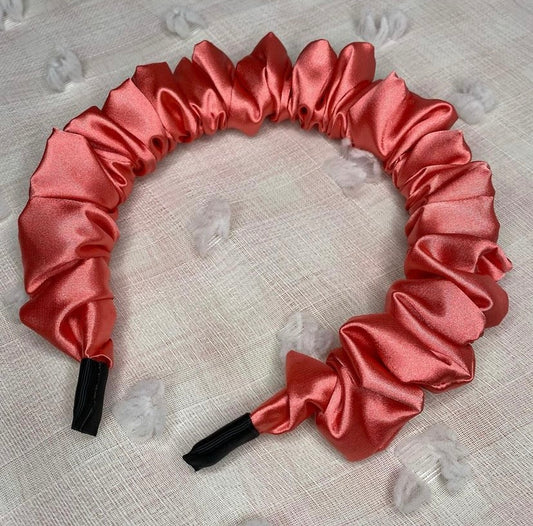 CORAL SCRUNCHY HEADBAND