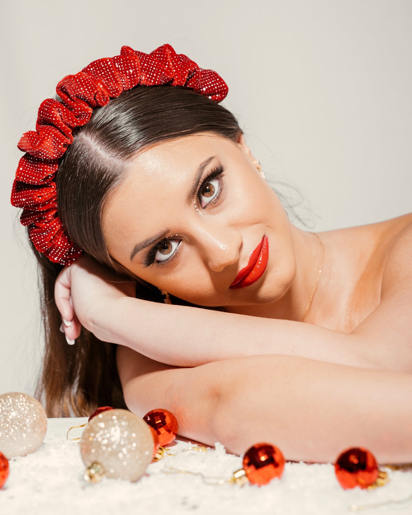 RED VELVET SCRUNCHY HEADBAND